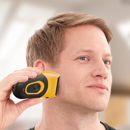 Wahl Extreme Grip Rechargeable Shaver with Flexible Head, Travel Lock