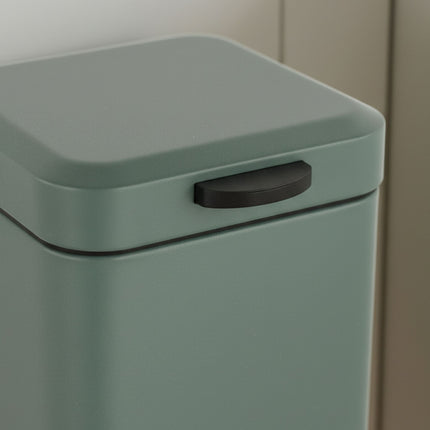 Wall-Mounted Bathroom Bin, 3L, Auto-Close Lid