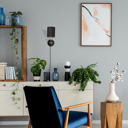 Wall lamp with fabric shade