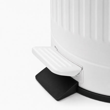 White Retro Bathroom Pedal Bin, 5 Litre Capacity