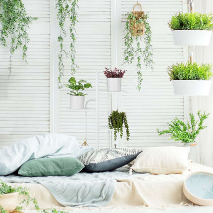 White plant stand 4 shelves