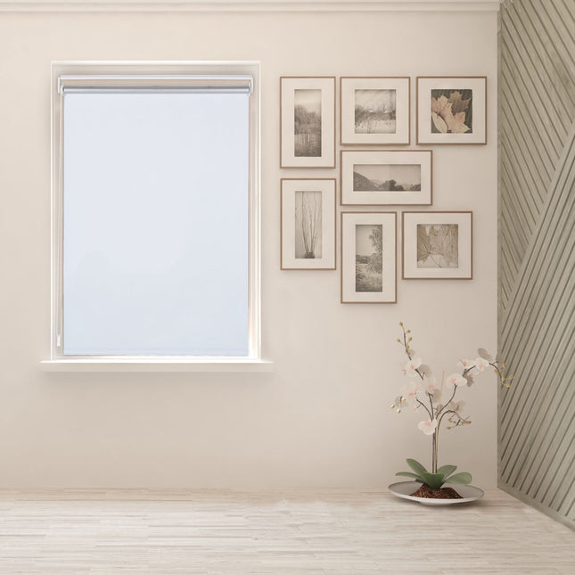 White thermal roller blind 160 cm long