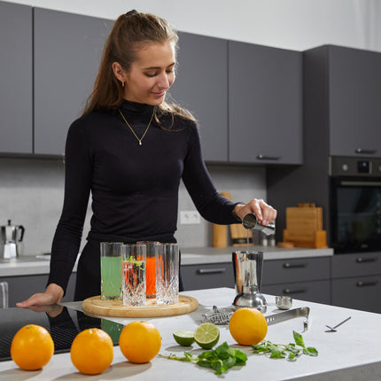 cocktail shaker set in 5 parts