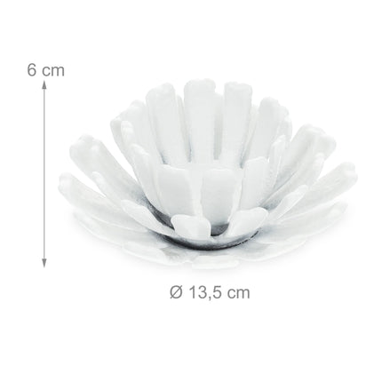 set of 2 flower-shaped tealight holders