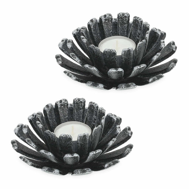 set of 2 flower-shaped tealight holders