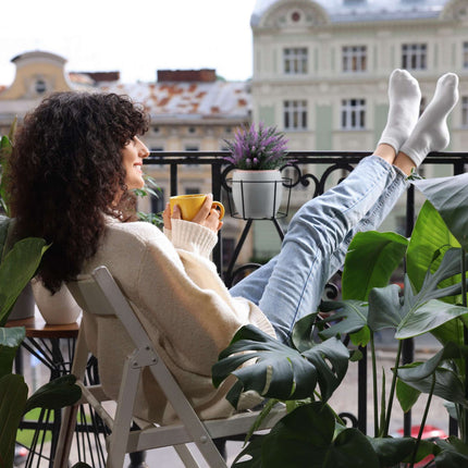 set of 4 flower pot holders for the balcony