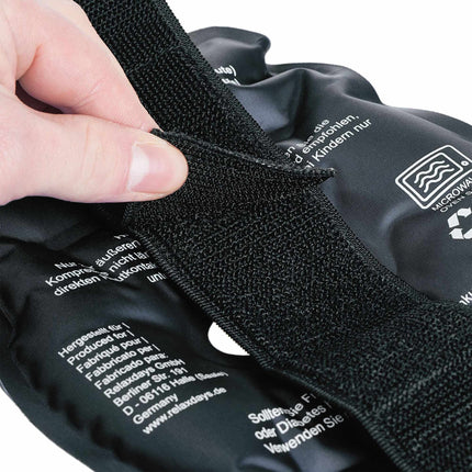 set of 4 knee pads in black